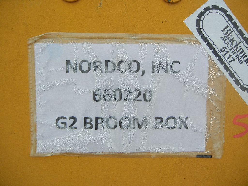 NORCO G2 BROOM BOX S# 660220