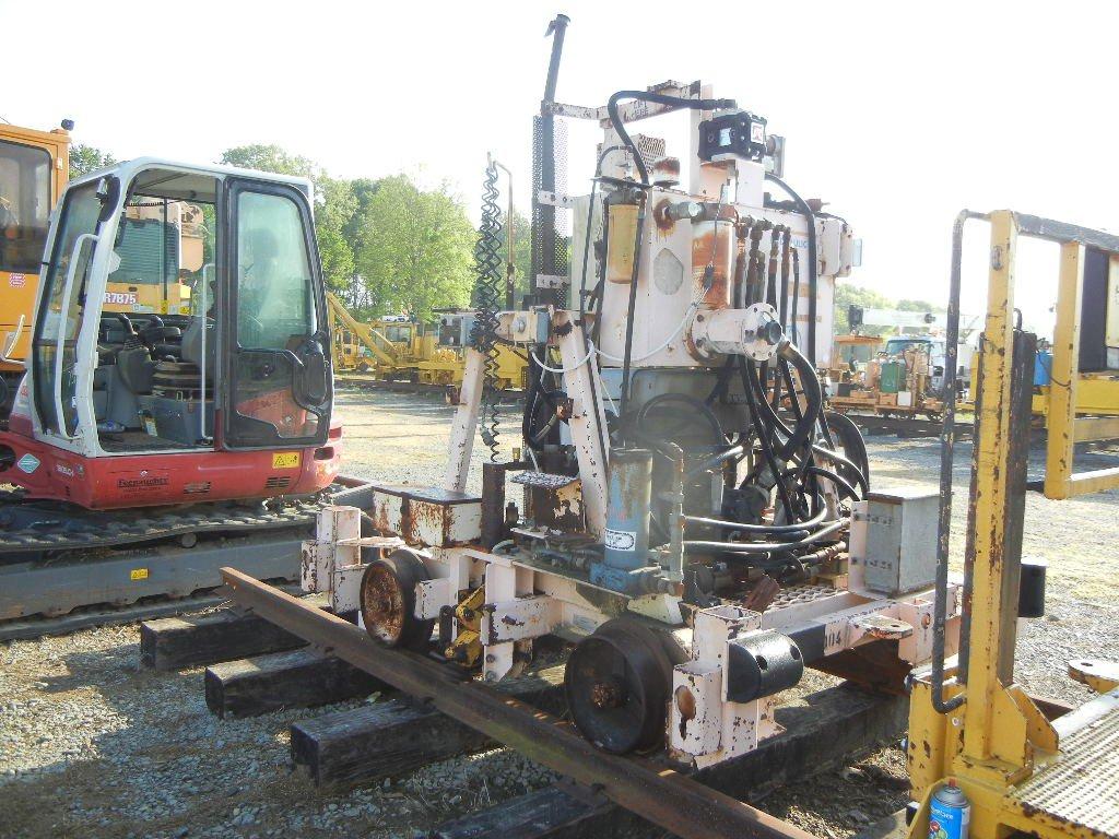 NORDCO RAIL LIFTER,  AUTO LIFT, HATZ DIESEL LOAD OUT FEE: $150.00 S# 511