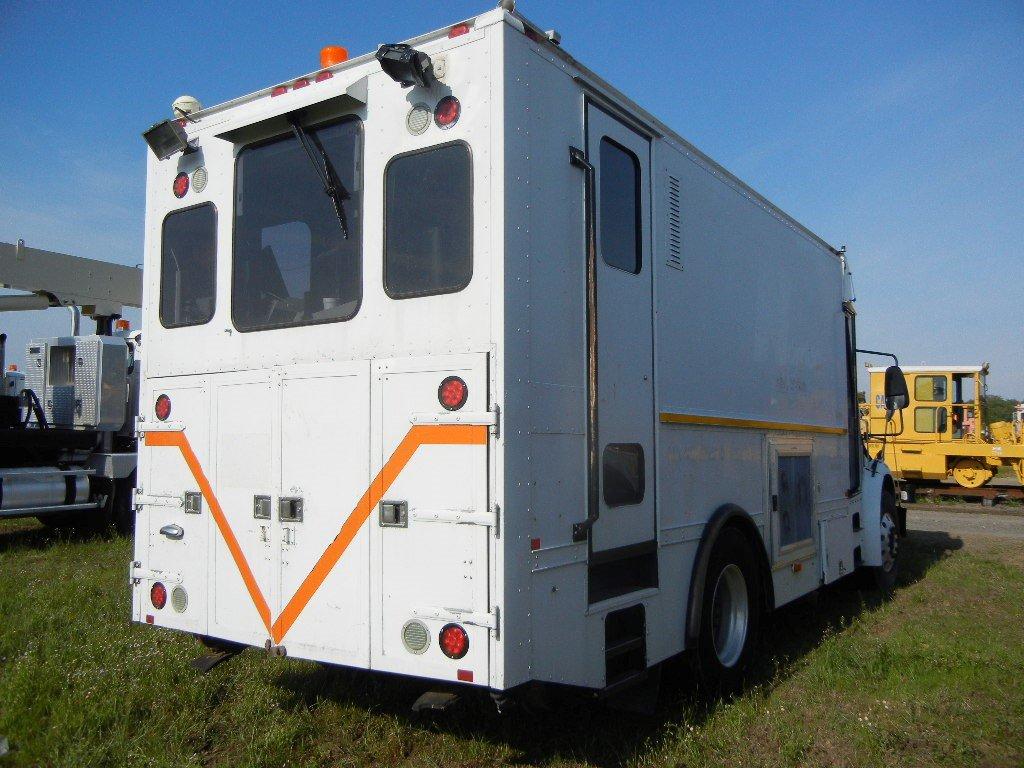 2008 FREIGHTLINER 52 RAIL INSPECTION TRUCK, 215,000+ mi,  DETROIT DIESEL, A