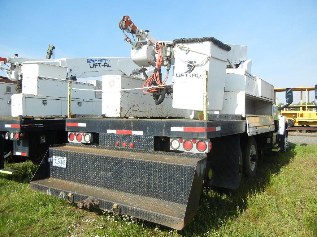 2009 CHEVROLET C8500 BUCKET TRUCK, 3,694+ hrs,  HY-RAIL, ISUZU DIESEL, AUTO