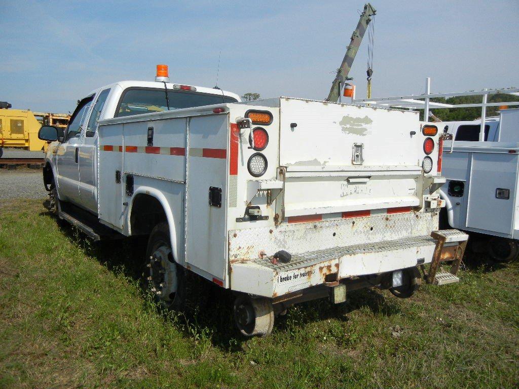 2005 FORD F-350 SERVICE TRUCK, 225,857+ mi,  HY-RAIL, 4 X 4, EXTENDED CAB,