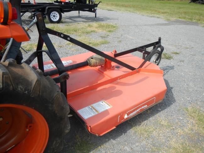 KUBOTA L2350 WHEEL TRACTOR,  DIESEL, STANDARD SHIFT, 3PT, PTO, SELLS WITH 5