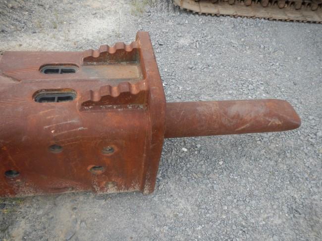 HAMMEROC HR45AT HYDRAULIC BREAKER,  11000 LB. HAMMER FITS ANY 300 SIZE AND