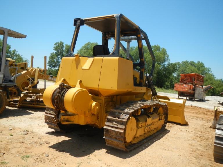 JOHN DEERE 750 CRAWLER DOZER, 2335 HOURS  OROPS, 6-WAY BLADE, WINCH