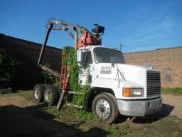 1996 MACK CH613 TRUCK TRACTOR, 6,746+ mi, 34,180+ hrs,  DAY CAB, MACK E7-40