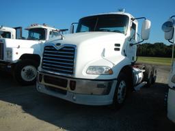 2005 MACK VISION CXN 613 TRUCK TRACTOR,  DAY CAB, MACK 380HP DIESEL, AUTOMA