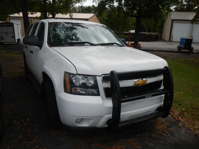 2013 CHEVROLET TAHOE SUV, 139,360+ mi,  V8, AUTOMATIC, PS, AC S# 1GNLC2E04D