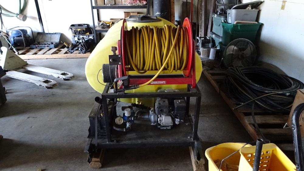 300 GALLON SPRAY RIG,  HONDA GAS MOTOR, ELECTRIC HOSE REEL, ROLLER PUMP