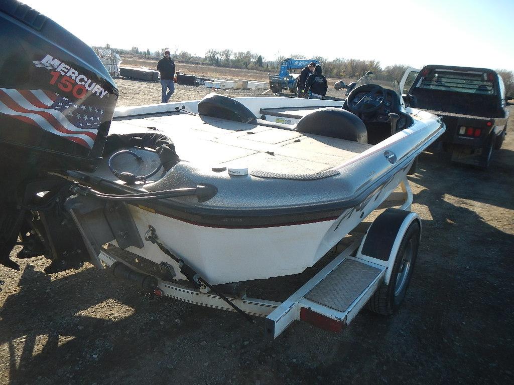 2002 PRO CRAFT 190 SOPER PRO BASS BOAT,  MERCURY 150-HP OUTBOARD MOTOR, POW