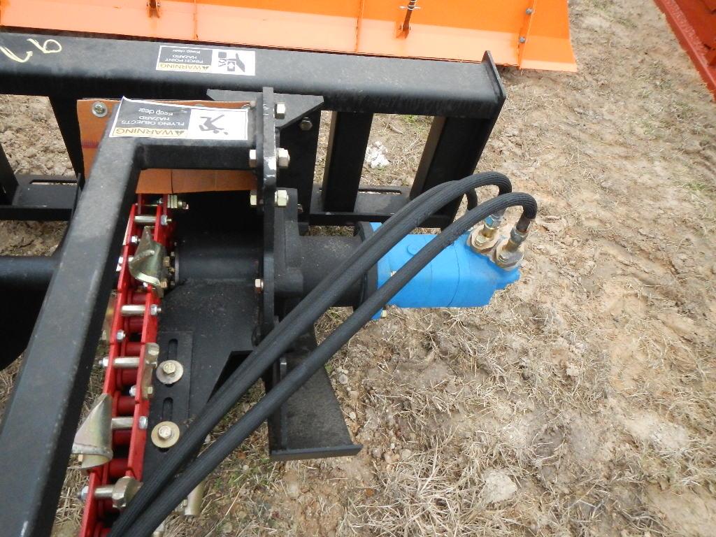 SKID STEER TRENCHER ATTACHMENT,  HYDRAULIC DRIVEN