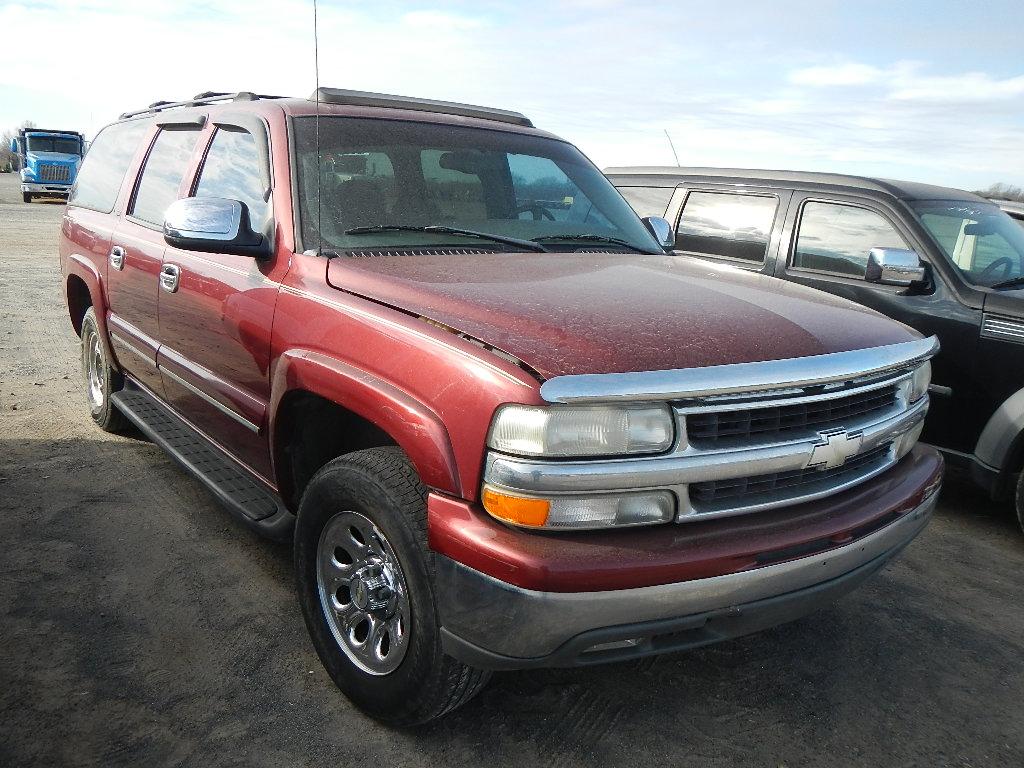 2002 CHEVROLET SUBURBAN SUV, 212K + mi,  V8 GAS, AUTOMATIC, PS, AC, S# 1GNE