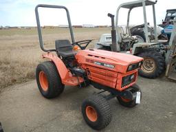 KUBOTA B7200 WHEEL TRACTOR  DIESEL, 3 PT, 540 PTO, ROPS S# B7200E10104