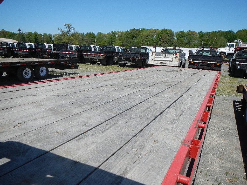 1980 W & W TRAILER,  GOOSENECK, 28', TANDEM AXLE, DUAL WHEEL, 4' UPPER DECK