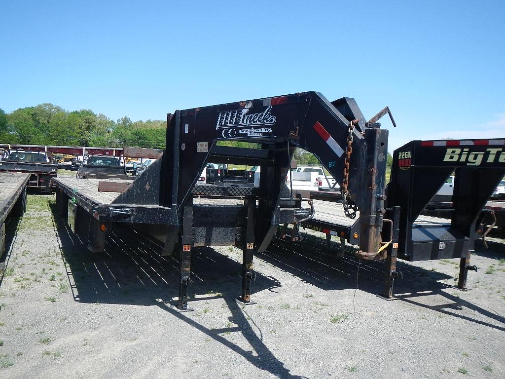 2003 FLEETNECK GOOSENECK GOOSENECK TRAILER,  TANDEM AXLE, DUALS, DOVETAIL,