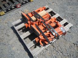 PALLET WITH (4) RAIL JACKS