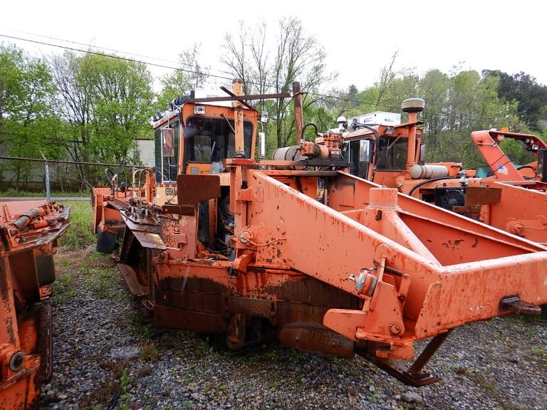 1992 KERSHAW 26-3-5 BALLAST REGULATOR,  DEUTZ DIESEL LOAD OUT FEE: $300.00