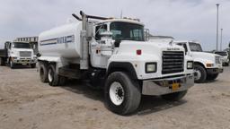 1992 MACK RD690S WATER TRUCK, 412,014 Miles  MACK EM7-300, TWIN SCREW, CAME