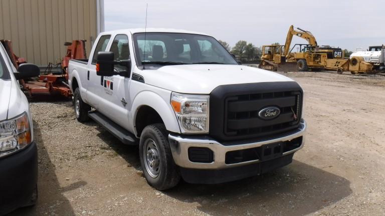 2016 FORD F250 PICKUP, 96,601 MILES  4-DOOR, POWER STROKE 6.7 B20 DIESEL, A