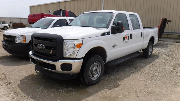 2016 FORD F250 PICKUP, 96,601 MILES  4-DOOR, POWER STROKE 6.7 B20 DIESEL, A