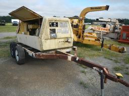 1984 U.S. COMPRESSOR/INGERSOLL RAND PORTABLE AIR COMPRESSOR,  250 CFM, DEUT