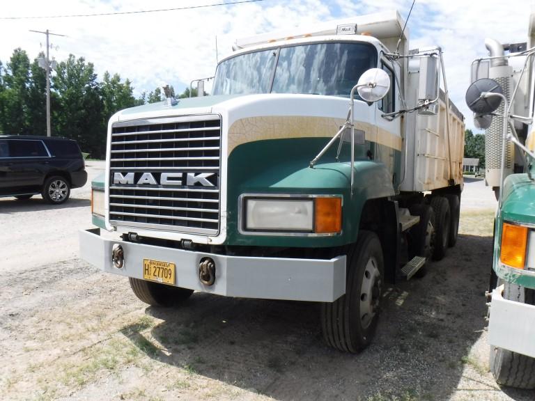 1998 MACK CH613 DUMPSTER 484,533 MILES--- 27,073 HRS  MACK E7-330/350 DIESE