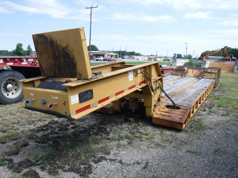 1996 WITZCO CHALLENGER RG-50 LOWBOY TRAILER,  HYDRAULIC DETACH, SELF CONTAI