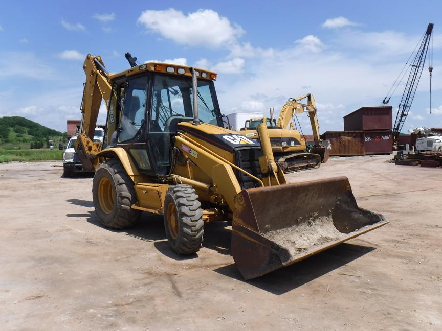 2005 CATERPILLAR 420D BACKHOE, 5,425+ hrs,  4 X 4, CAB, AC, STANDARD HOE S#