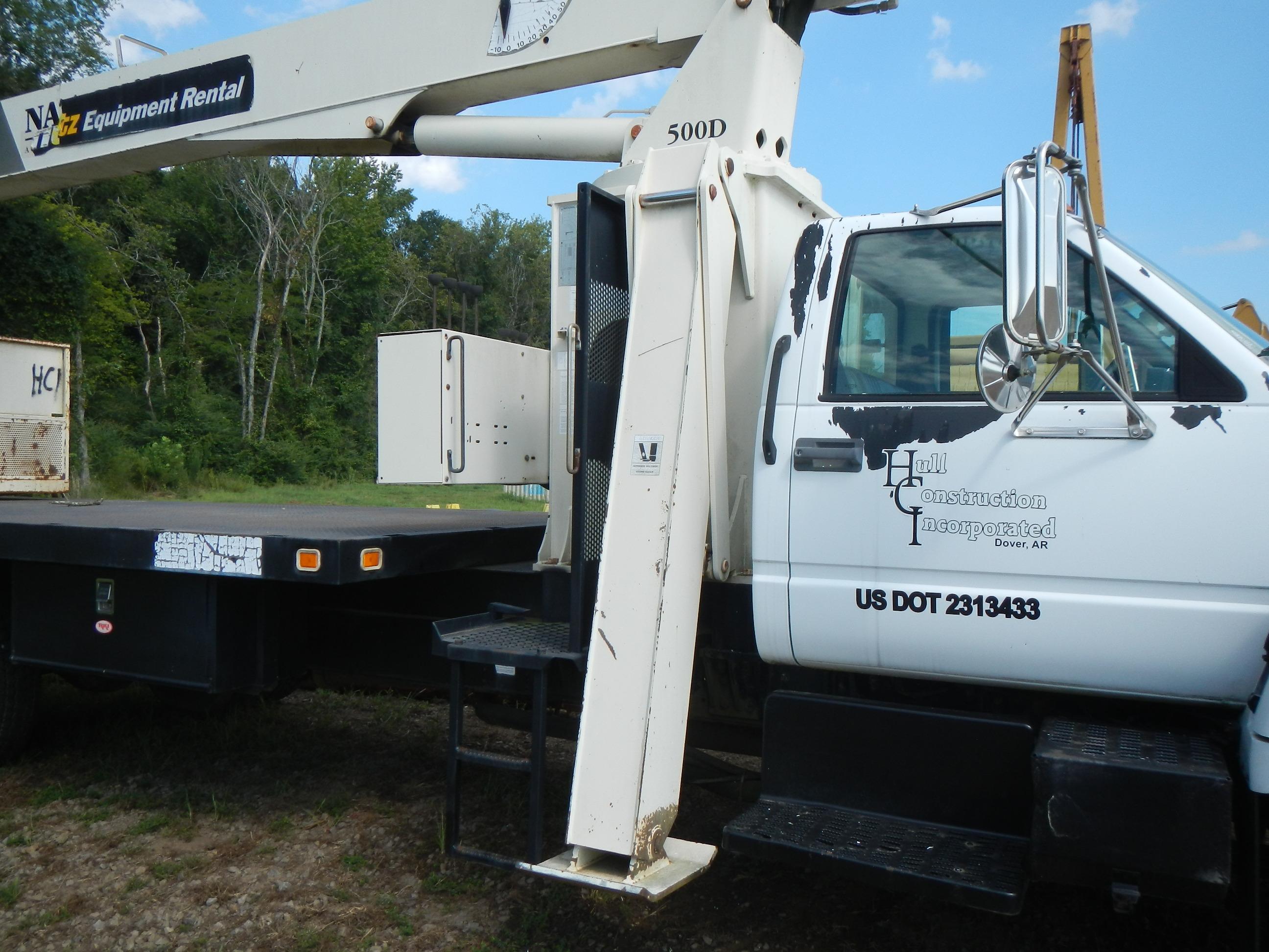 2001 GMC 7500 CRANE TRUCK, 46,000+ mi,  CAT 3126 DIESEL, 6-SPEED, SINGLE AX