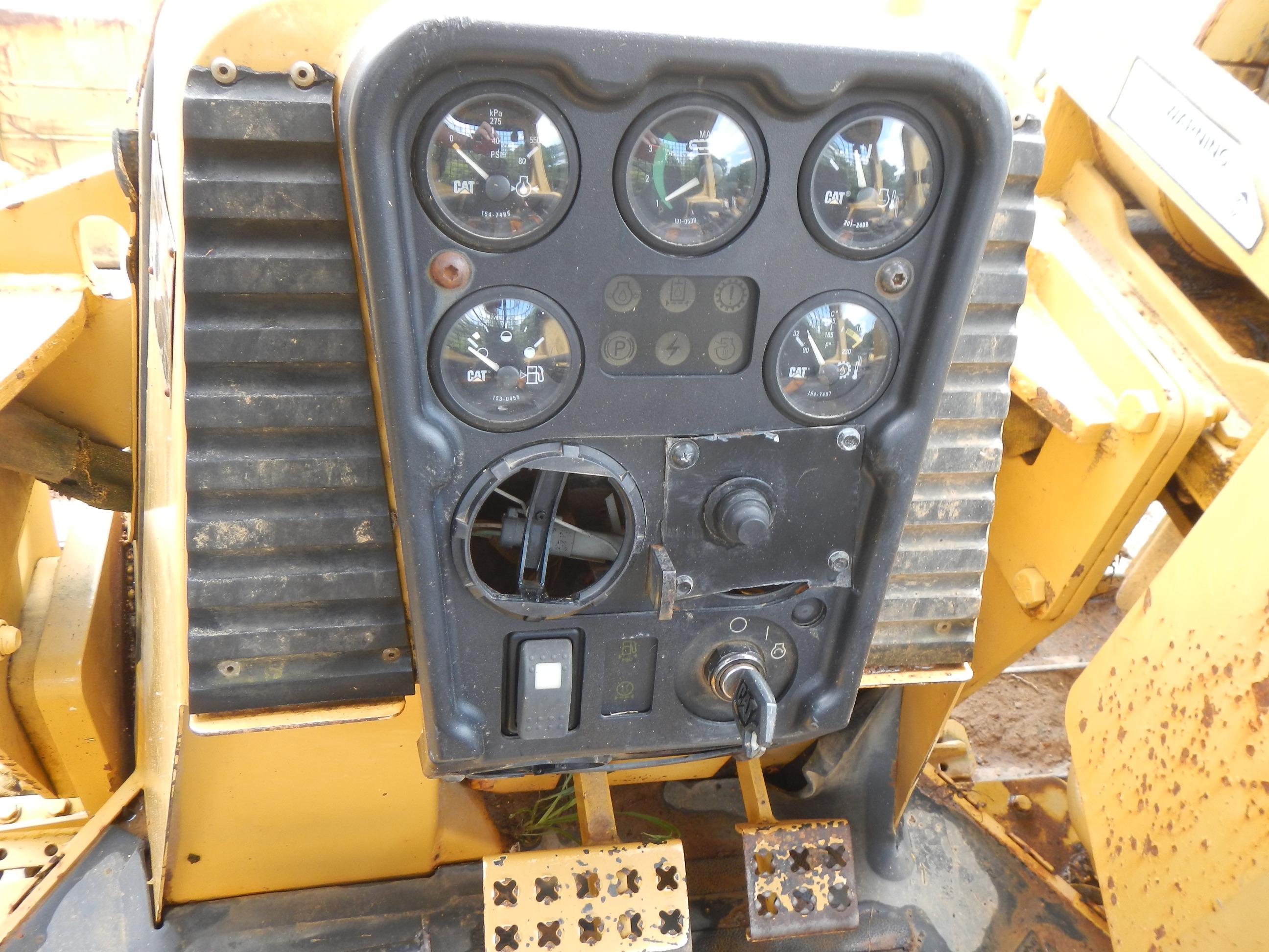 2006 CATERPILLAR D5G XL SIDE BOOM PIPE LAYER,  OROPS, CANOPY, 6 WAY BLADE,