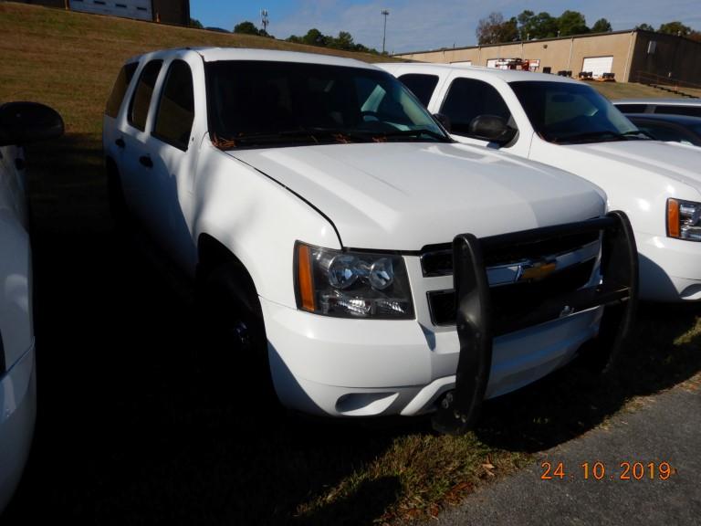 2013 CHEVROLET TAHOE SUV, 134K + mi,  V8 GAS, AUTOMATIC, PS, AC S# 1GNLC2E0