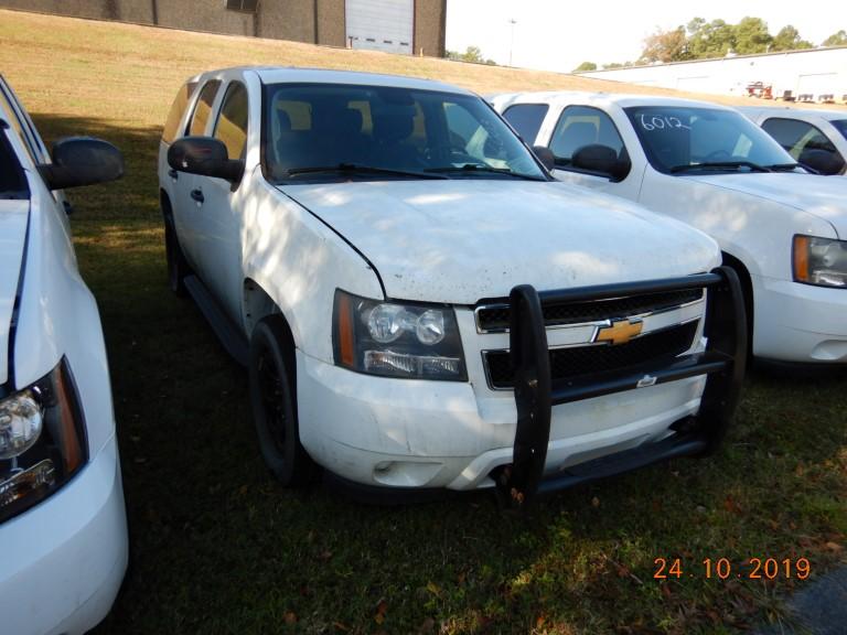 2011 CHEVROLET TAHOE SUV, 133,543 mi,  V8 GAS, AUTOMATIC, PS, AC S# 1GNLC2E