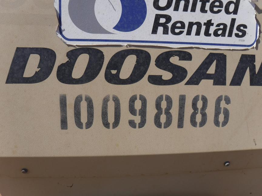 DOOSAN PORTABLE LIGHT PLANT GENERATOR, 4,767+ hrs,  MITSUBISHI DIESEL S# N/