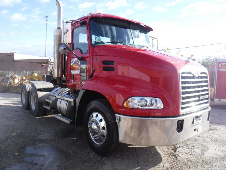 2007 MACK CXP613 TRUCK, 434,013 mi,  MACK MP7, 8 LO/LO TRANSMISSION, TWIN S