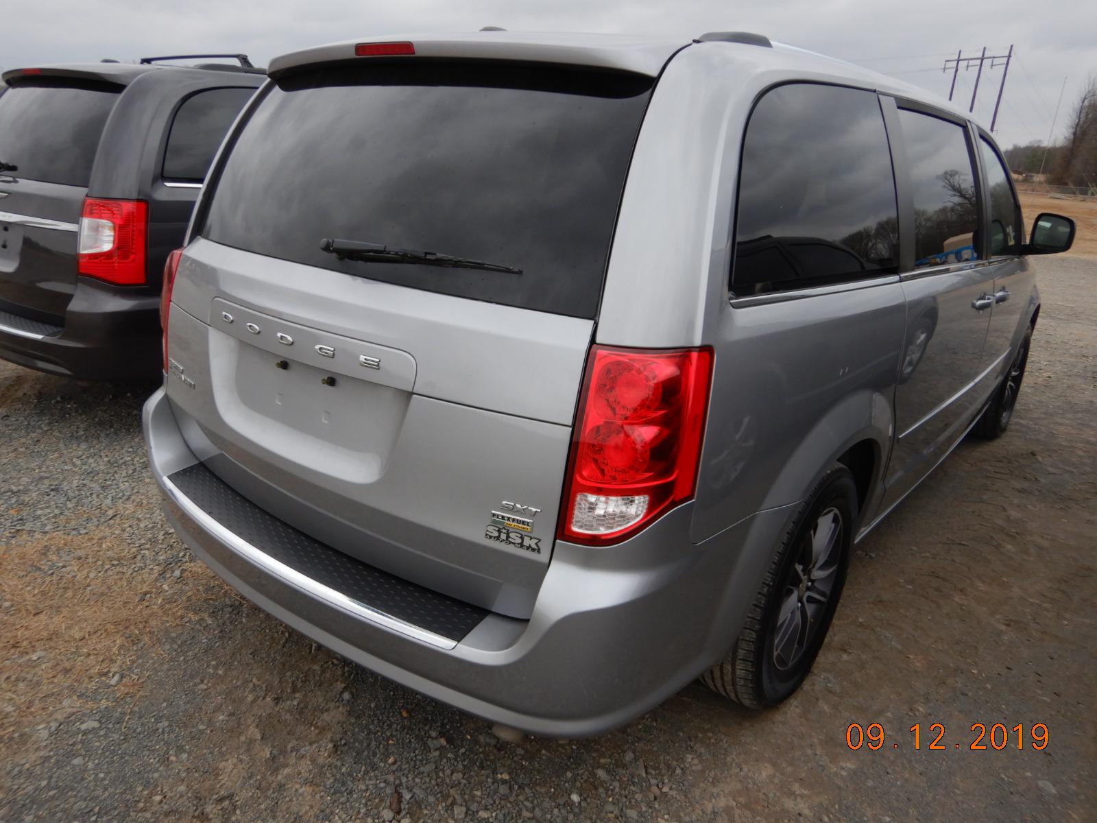 2017 DODGE CARAVAN VAN, 87k+ miles  V6 GAS, AT, PS, AC S# 73445