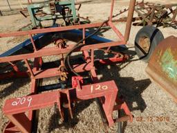 ROYS LEVEE TRENCHER,  3 POINT