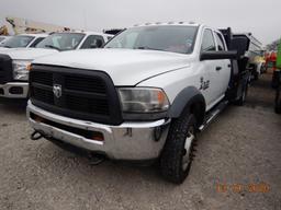 2014 DODGE 5500 FLATBED TRUCK, 127,546 mi,  CREW CAB, 4X4, CUMMINS 6.7L DIE