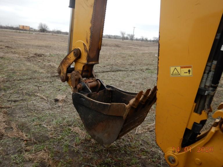 CATERPILLAR 420F BACKHOE, 2,044+ hrs,  CAB, A/C, 4 X 4, EXTENDAHOE, Q/C HOE