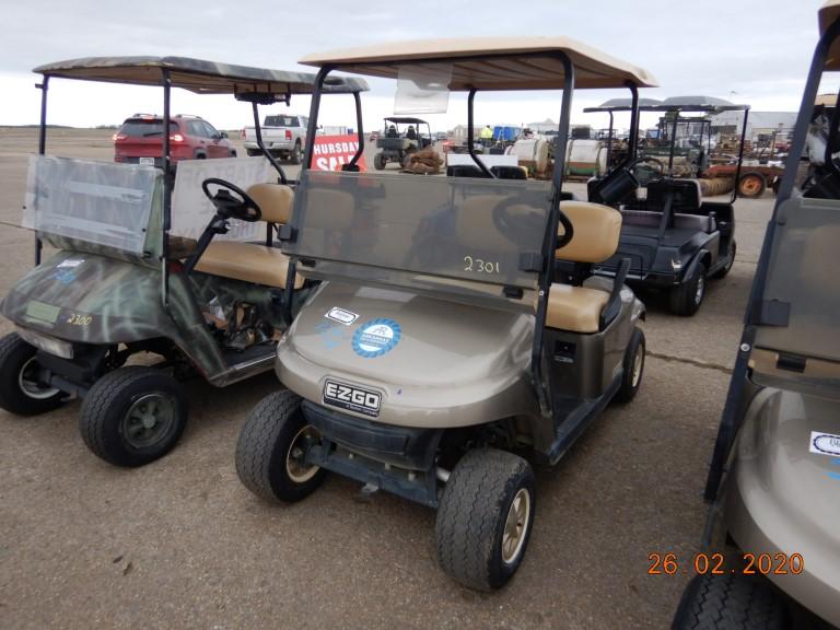 EZ GO GOLF CART,  GAS POWERED, (RUNS) S# 3207667