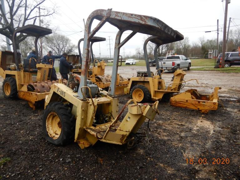 BOMAG BW124PD ROLLER FRAME,  ***FOR PARTS***, DEUTZ 2 CYLINDER DIESEL S# 10