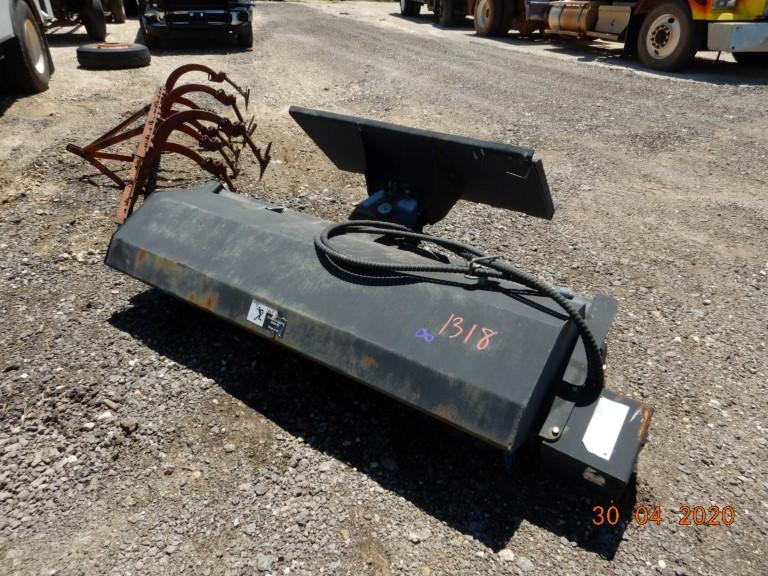 HYDRAULIC BROOM ATTACHMENT,