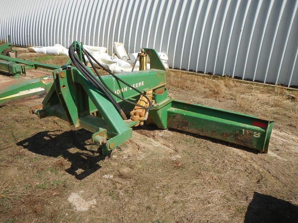 JOHN DEERE 155 HYDRAULIC DIRT BLADE