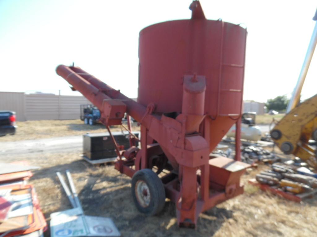 FEED MIXER,  PTO DRIVEN, TRAILER MOUNTED