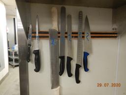 LOT OF KNIVES, SHARPENER AND (2) MAGNETIC KNIFE STRIPS