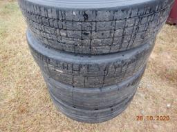 (4) ORIGINAL 255/70R22.5 TIRES