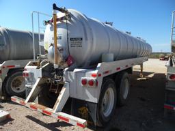 2011 OVERLAND ALUMINUM VACUUM TRAILER,  150-BBL, TANDEM AXLE, AIR RIDE SUSP