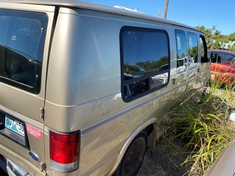 1999 FORD ECONOLINE VAN,  GAS, AUTOMATIC S# 1FDRE1427XHA08856