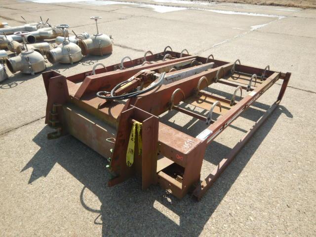 HOELSCHER SQUARE BALE GRAPPLE  OLD STYLE JOHN DEERE QUICK CONNECT,