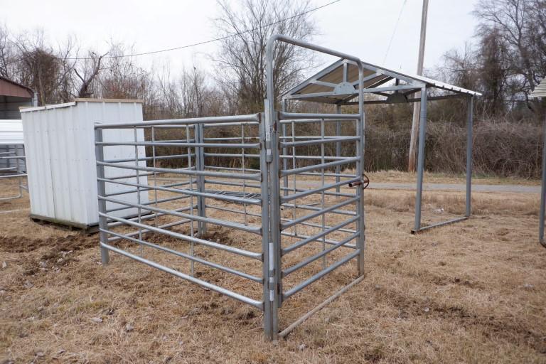 PORTABLE CORRAL PEN,  6' X 10', WITH BOW GATE