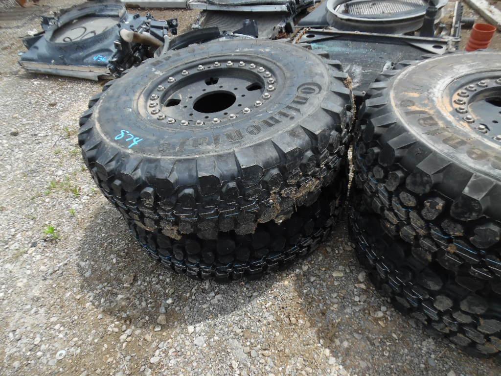 (8) UNUSED 335/80R20 MPT TIRES/WHEELS