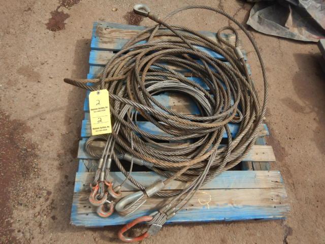 PALLET WITH LIFTING CABLES AND CHOKER CABLES